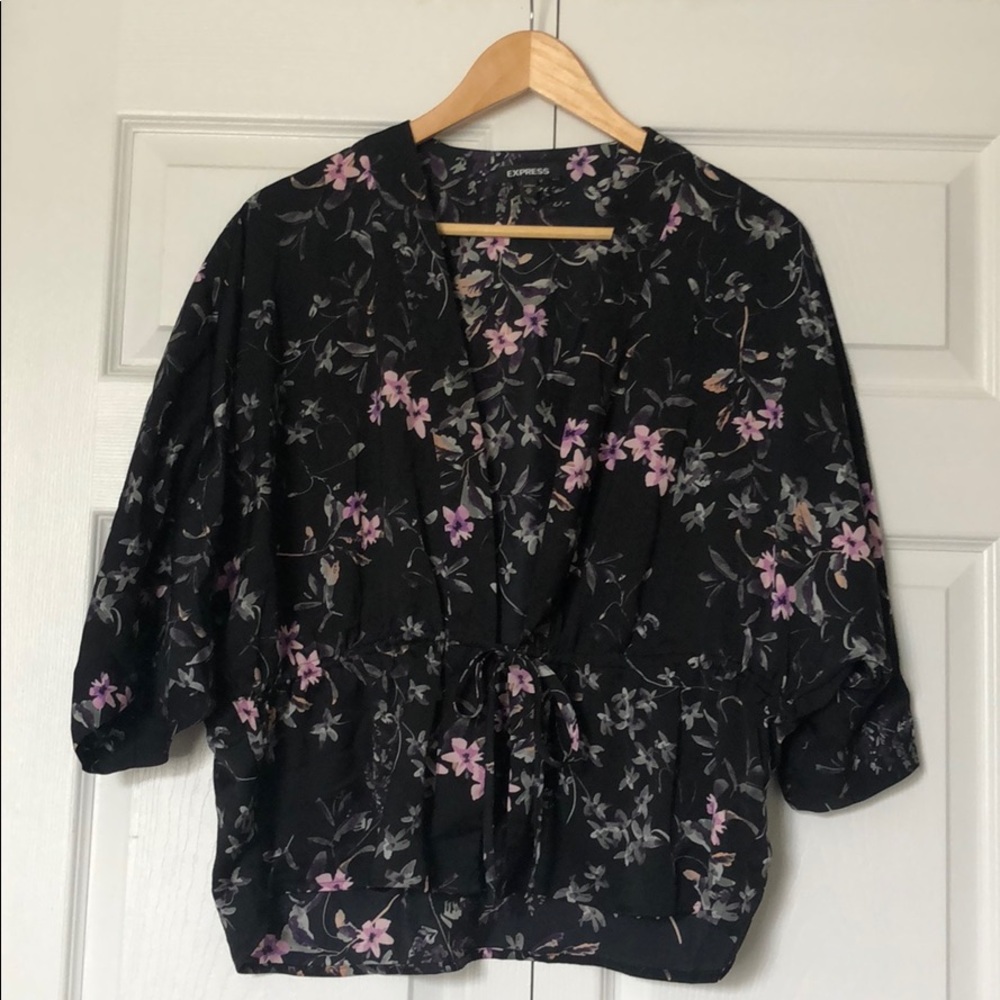 Floral short sleeve kimono